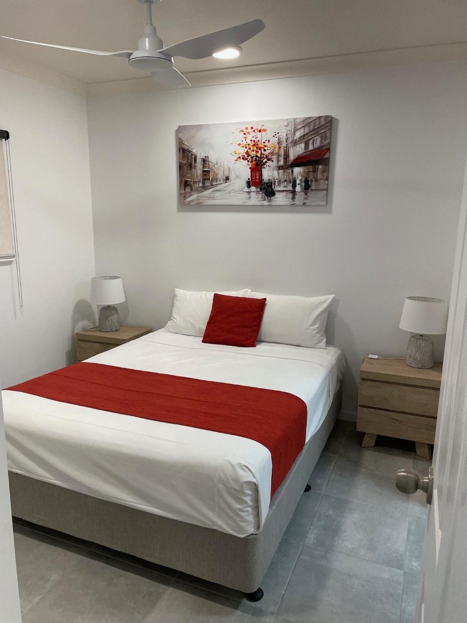 The York Beachfront Holiday Apartments Yorkeys Knob Eksteriør bilde