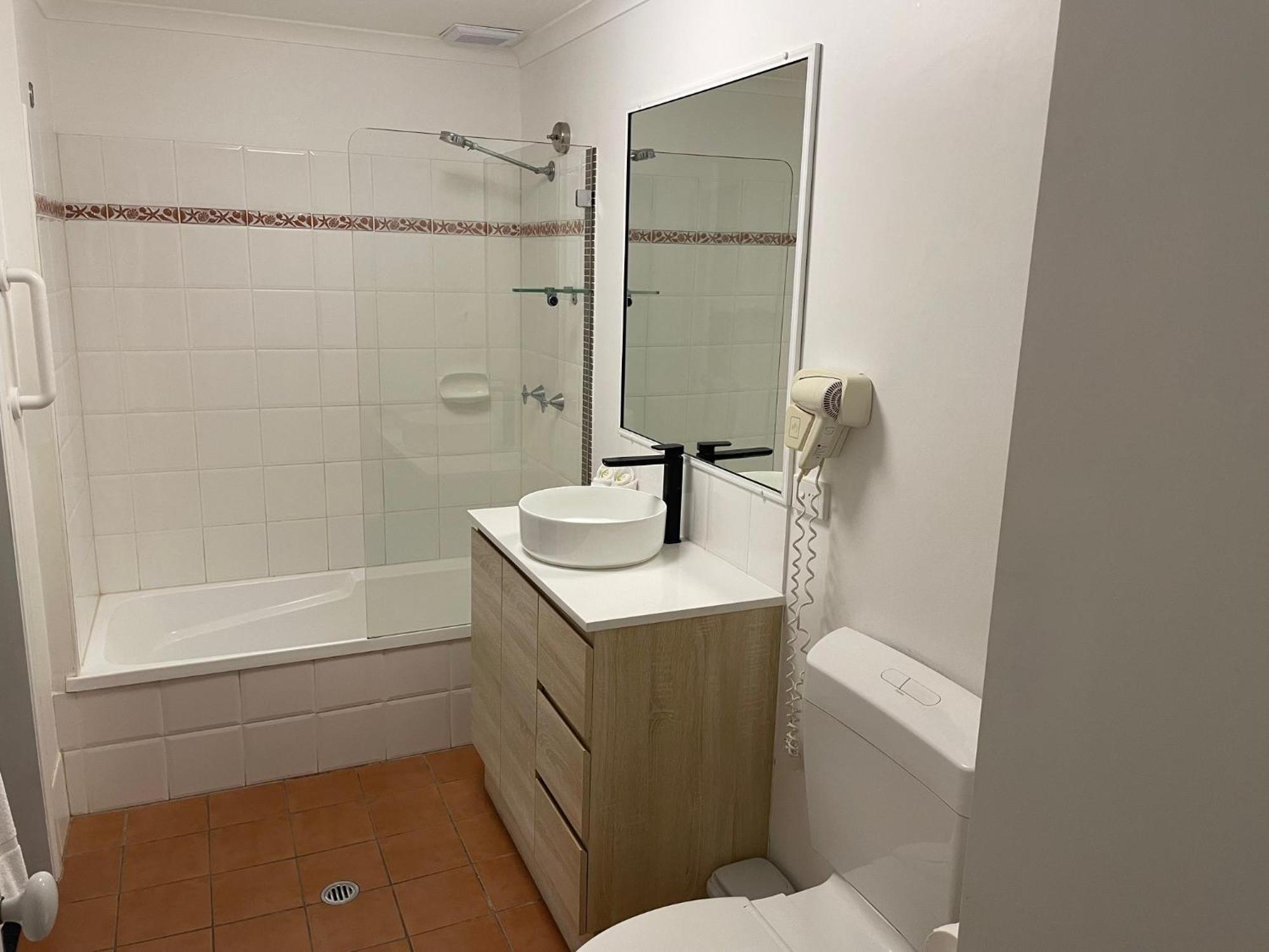 The York Beachfront Holiday Apartments Yorkeys Knob Eksteriør bilde