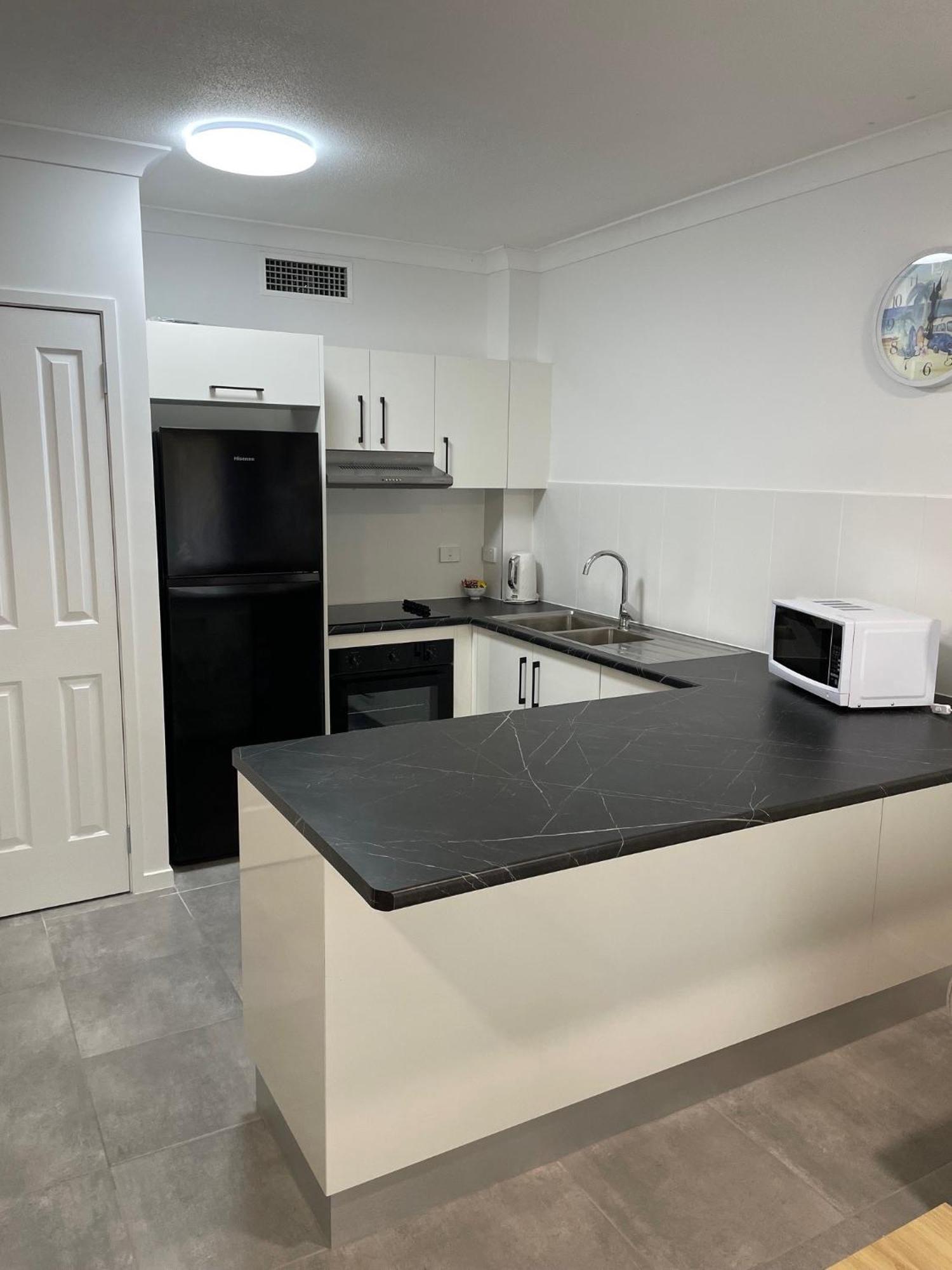 The York Beachfront Holiday Apartments Yorkeys Knob Eksteriør bilde