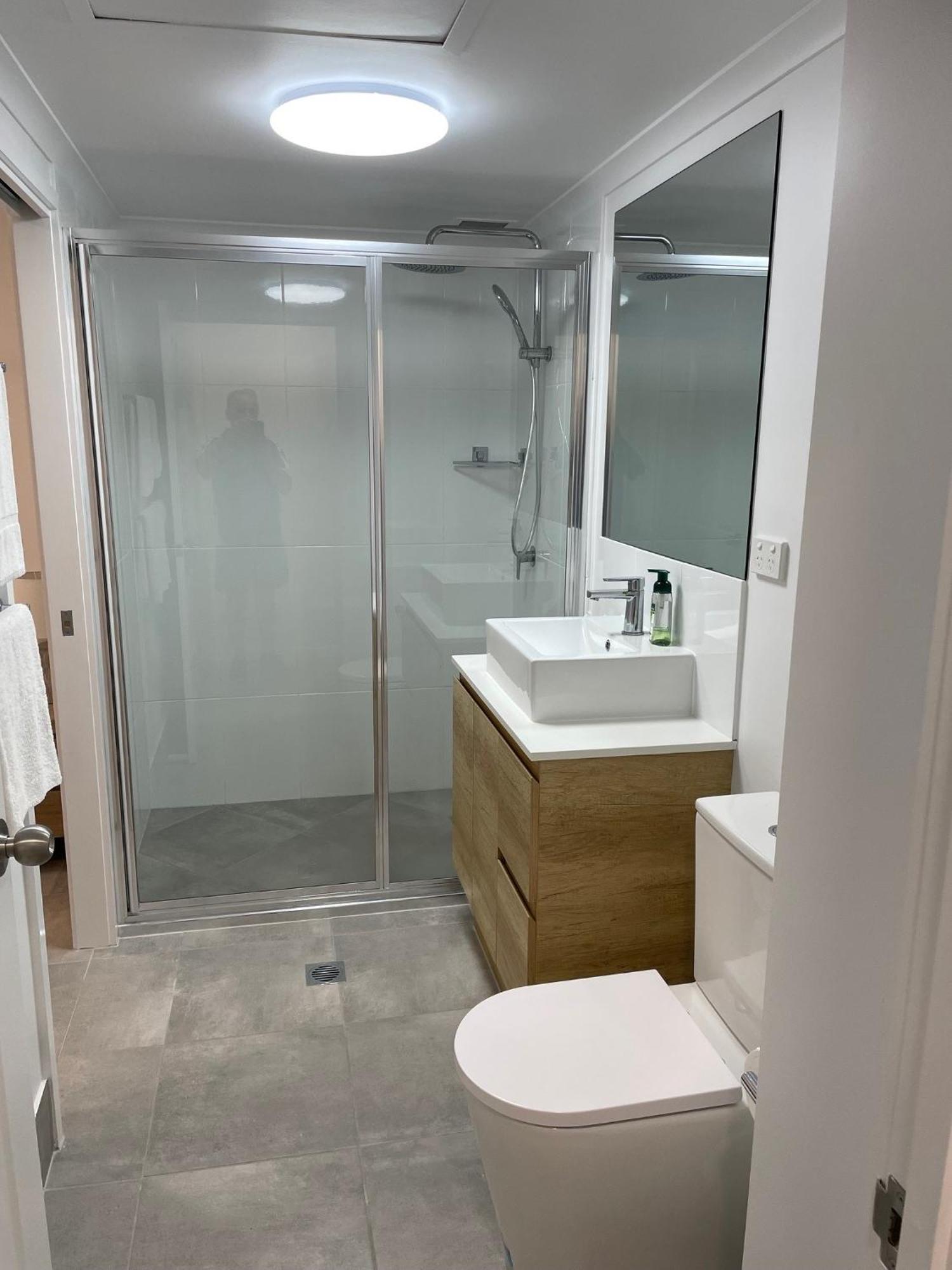 The York Beachfront Holiday Apartments Yorkeys Knob Eksteriør bilde